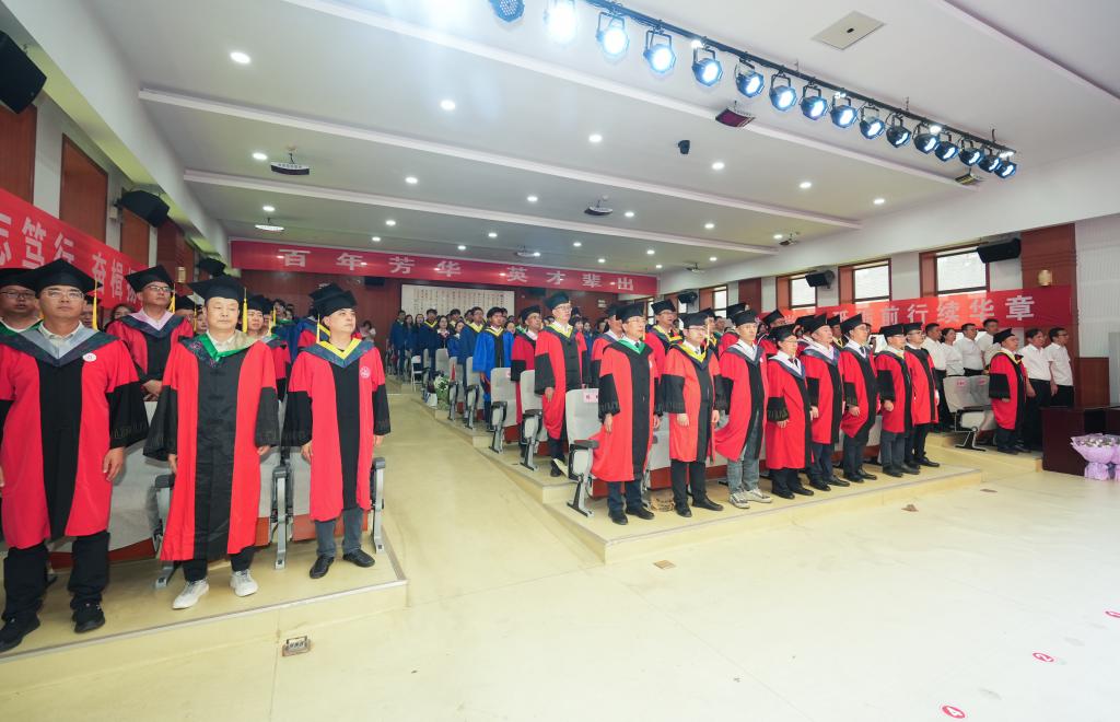 校学位评定委员会委员